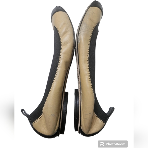 CHANEL Cap Toe Tan/ Black Ballet Flats Size 40/9-9.5 CC logo on side - Picture 2 of 13